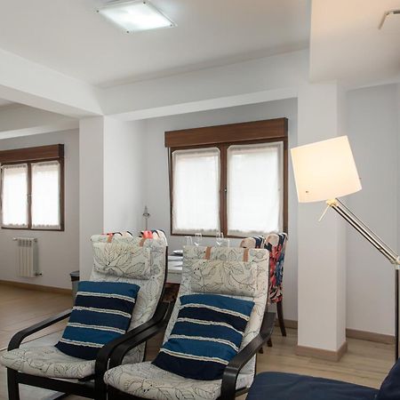 La Plaza De Cangas Apartamento Turistico Onís Екстериор снимка
