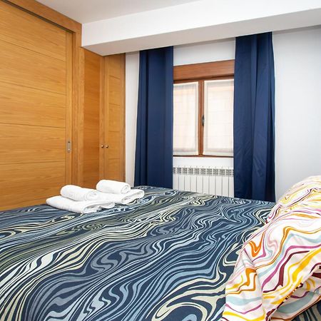 La Plaza De Cangas Apartamento Turistico Onís Екстериор снимка